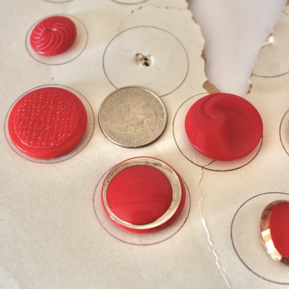 Vintage Red Glass Button Collection - Picture 5 of 9